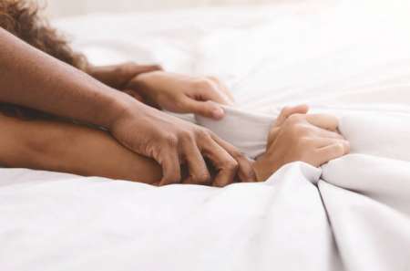 Je cherche une soumise : 2 mille par mois
