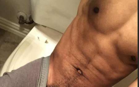 Homme black sportif plan non venal avec Femme