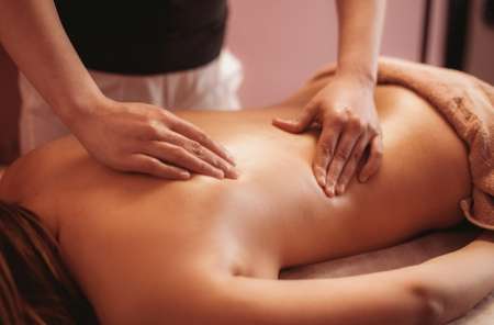 Masseur charmant pour femme