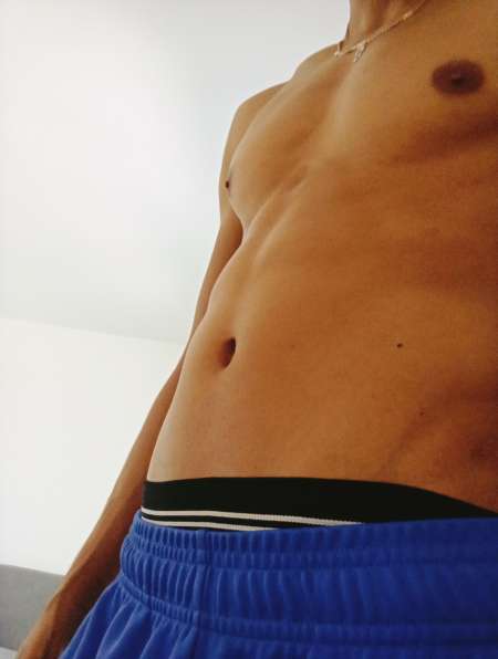 Homme métisse sexy trentaine