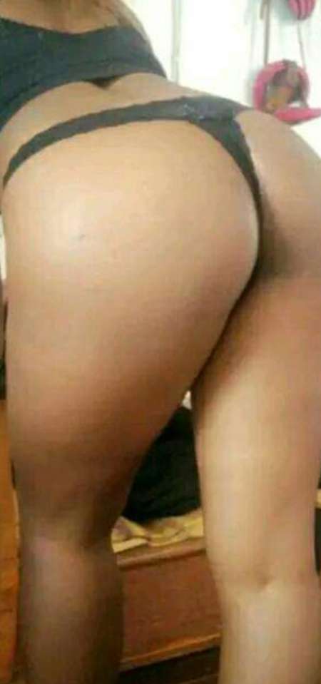 Kafrine sexy