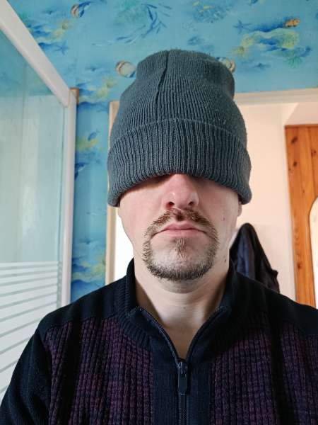 J'offre ma bouche pour éjaculation et défonce.